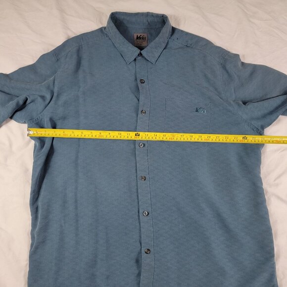 REI Mens XL Blue Short Sleeve Button Up Shirt Casual Camping Outdoor Summer - Picture 10 of 13